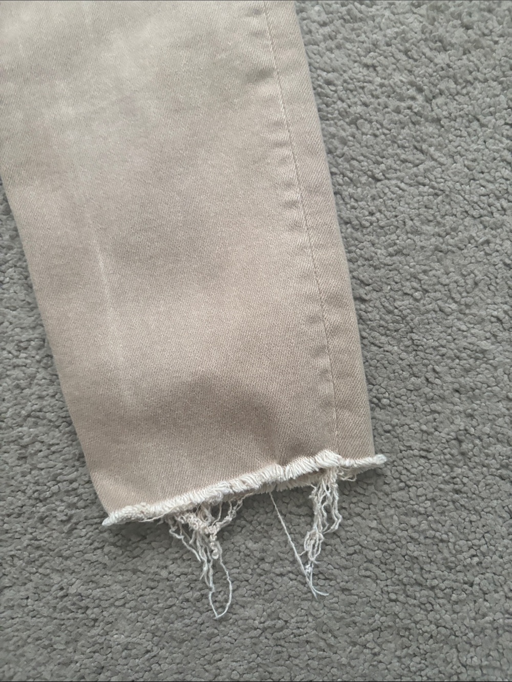 MOTHER Skinny Jeans in Light Taupe - Picture 11 of 12